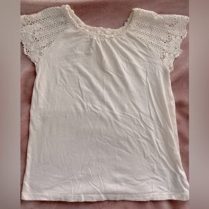 GAP Shirt - with Crotchet style. Kids Sz 8